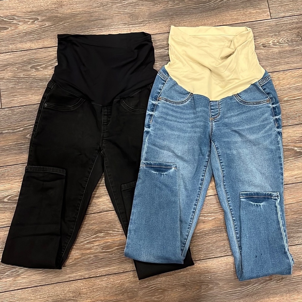2 pairs of a glow maternity jeggings